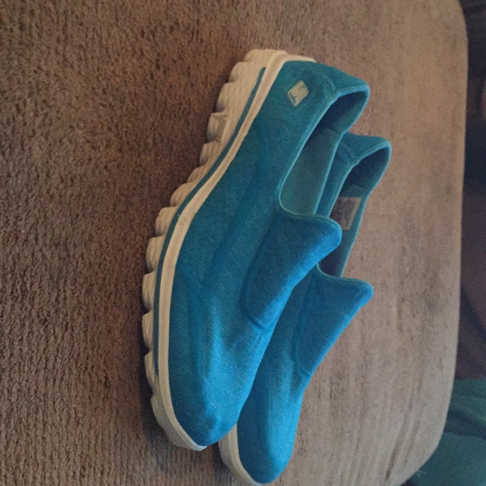 Skechers Go Walk 2 Aqua Blue Size 9 Sneakers